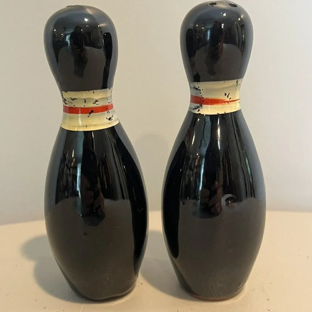 Bowling Pins Salt and Pepper Shakers 1949 Mid Century Kitsch Black Vintage